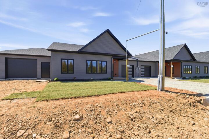 3 79 Radmer Drive — photo 1
