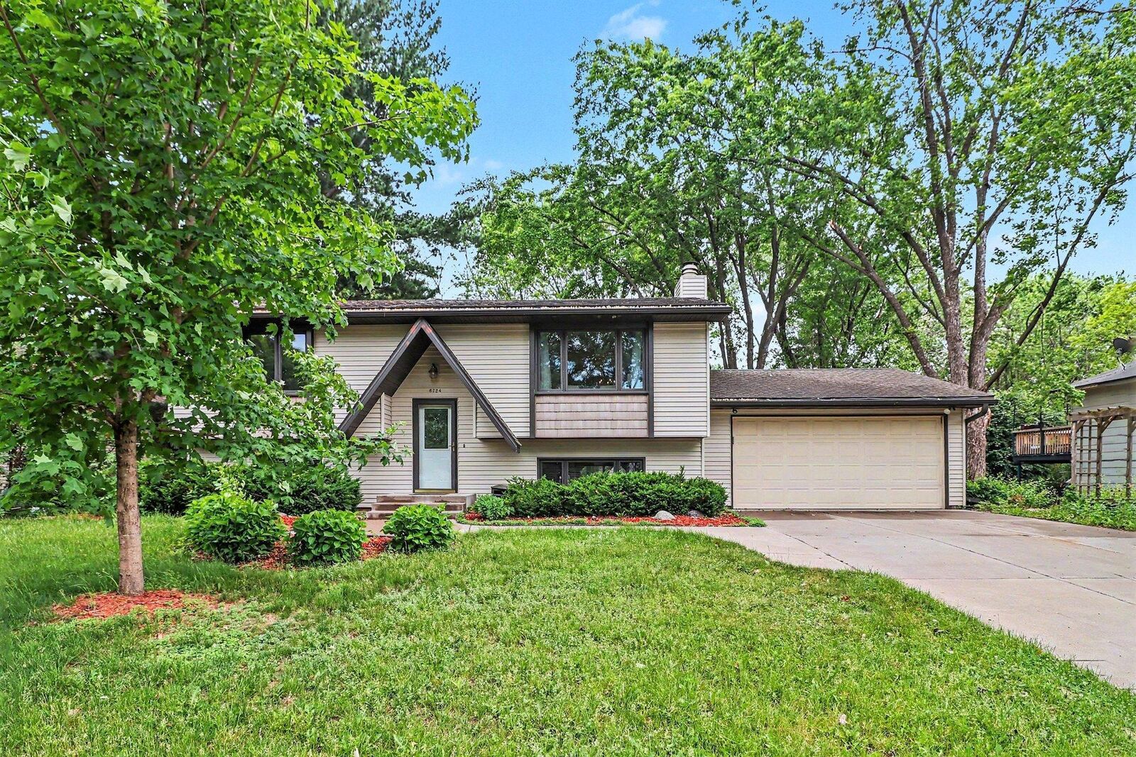 Property Photo:  6724 Aldrich Avenue N  MN 55430 