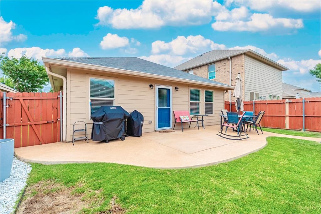 Property Photo:  9032 Quarry Ridge Trail  TX 76244 