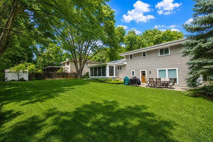 Property Photo: 4641 Perry Way IA 51104