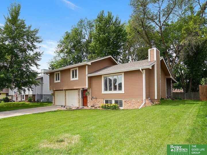 Property Photo: 5706 S 151st Street NE 68137