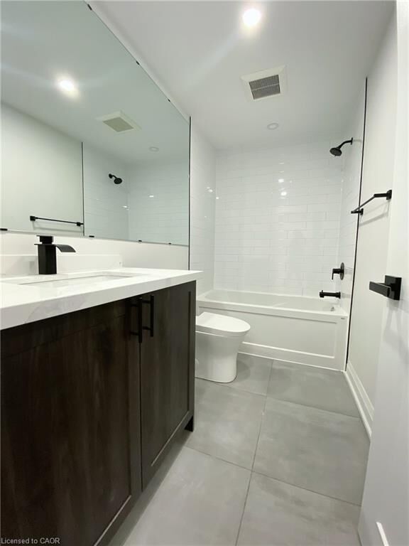 Property Photo: 588 Barton Street E 9 ON L8L 2Z5