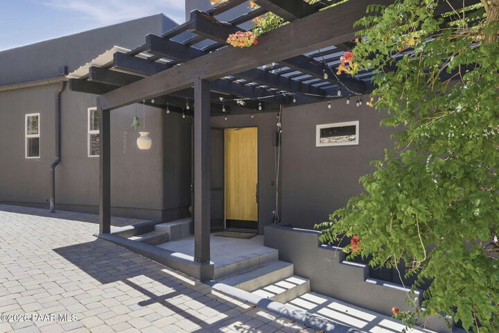 Property Photo:  568 N Coulter Circle  AZ 86303 