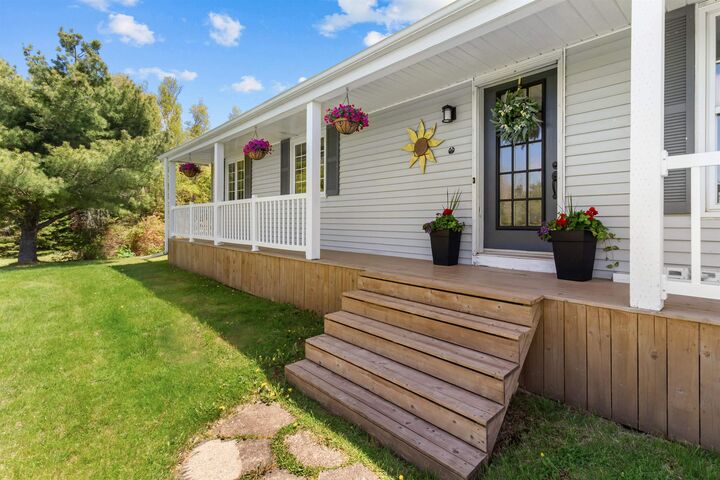 Property Photo:  4424 County Line Road  PE C0A 1R0 