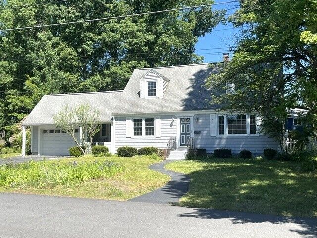 Property Photo:  110 Longmeadow Dr  MA 01852 