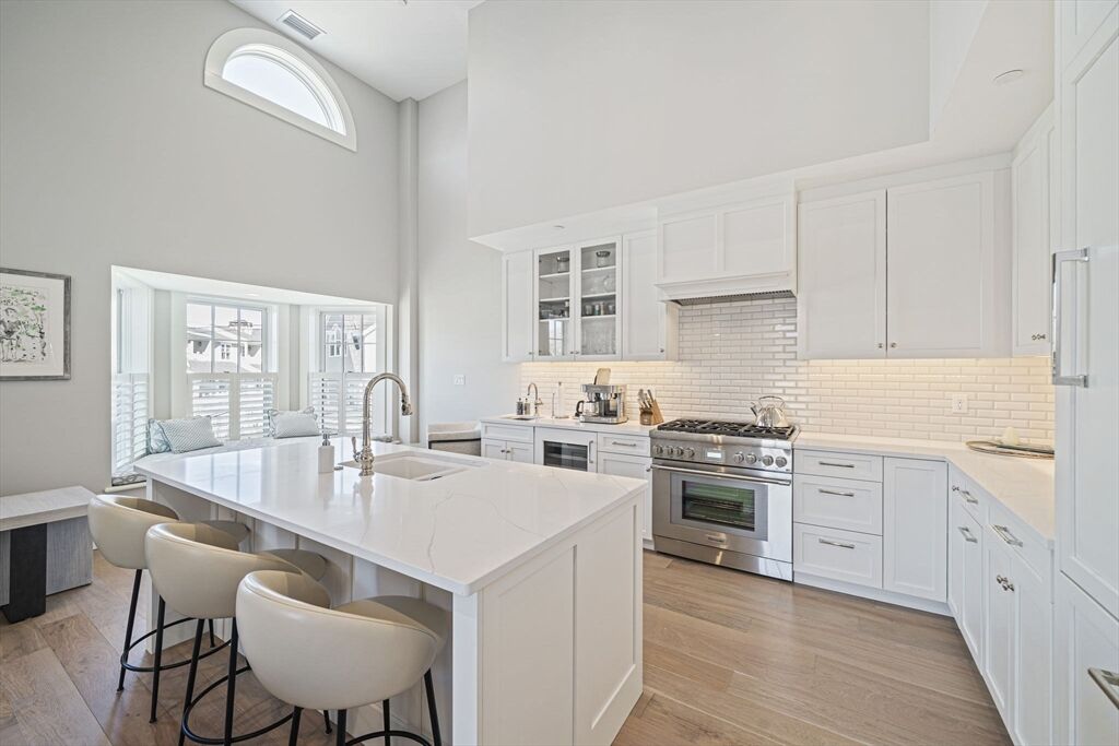 Property Photo:  87 Elm Street 323  MA 02025 