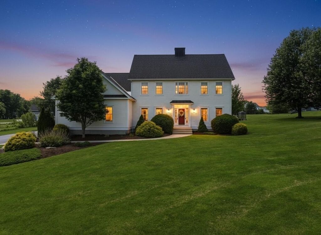 Property Photo:  7 Stone Road  MA 01527 