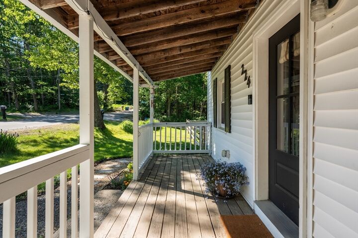 Property Photo:  224 Turkey Hill Rd  MA 01543 