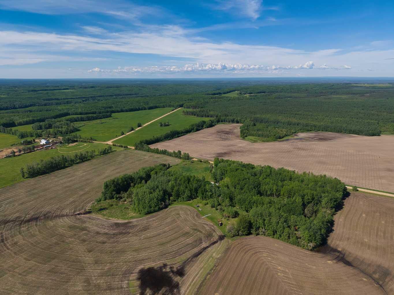 Photo de la propriété: 202259011 . AB T0G 0M0