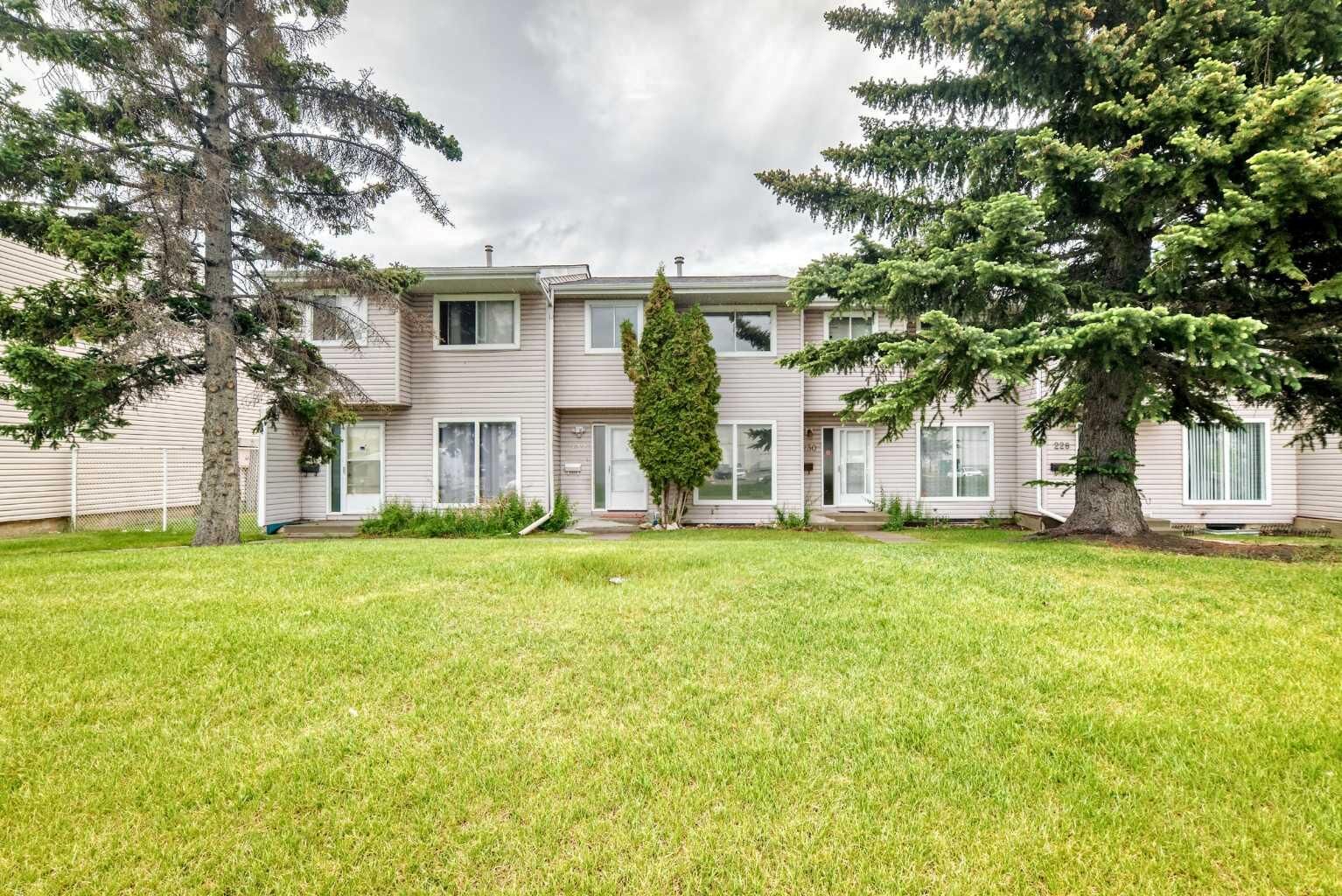 Property Photo: 232 Marlborough Way NE AB T2A 6R9
