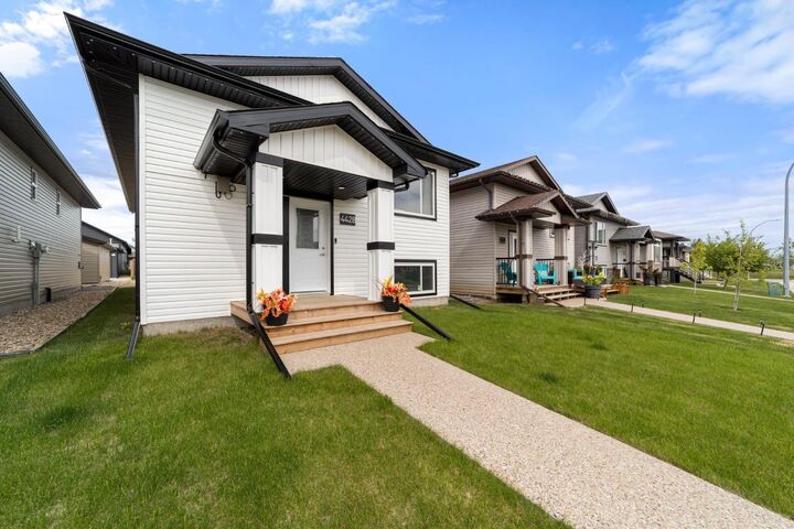 Property Photo: 4428 74 Street AB T4V 5C8