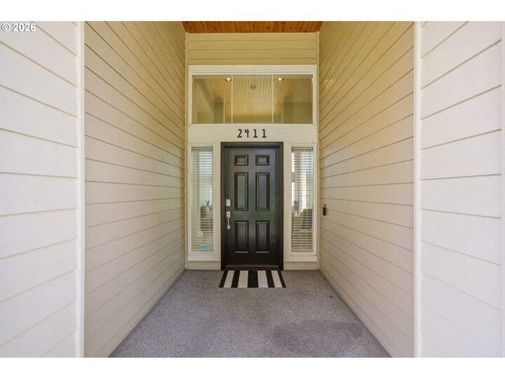 Property Photo:  2411 NW Birkendene St  OR 97229 