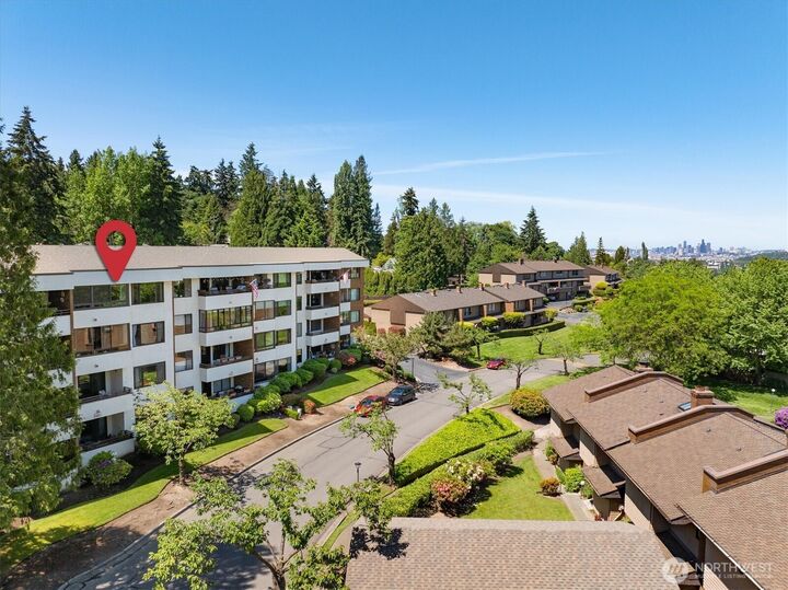 Property Photo: 10823 Glen Acres Drive S D WA 98168