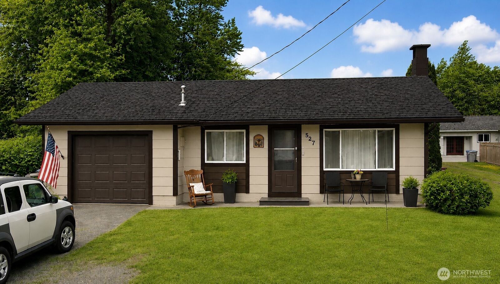 Property Photo:  527  Coolidge Road  WA 98520 