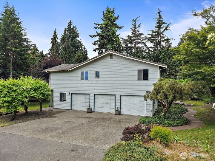 Property Photo: 5408 123rd Avenue E WA 98372