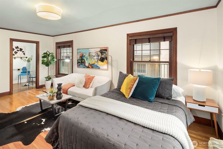 Property Photo: 408 Bellevue Avenue E 205 WA 98102