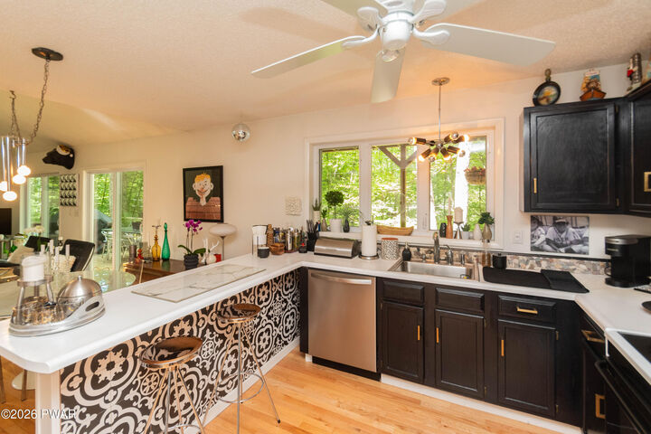 Property Photo:  163 N Lake Shore Drive  PA 18328 