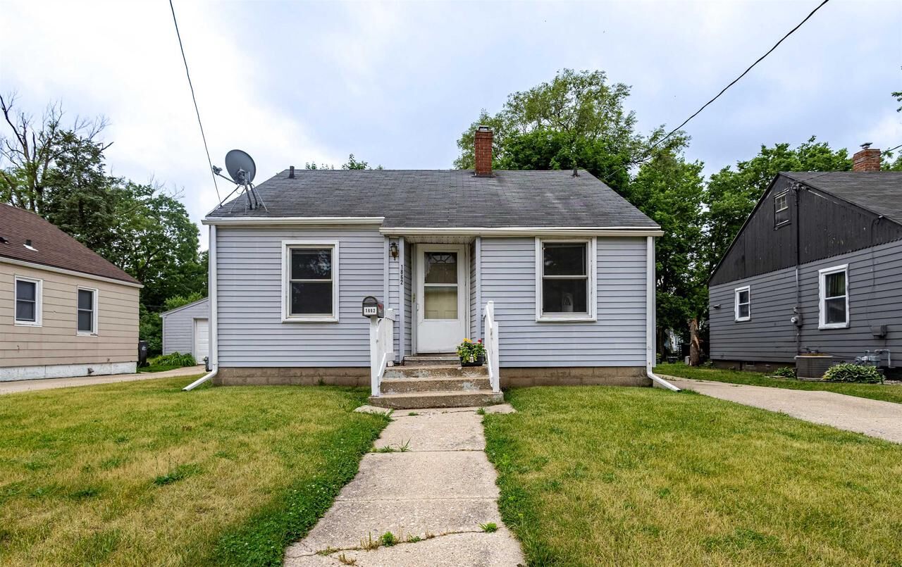 Property Photo: 1862 Harrison Avenue WI 53511