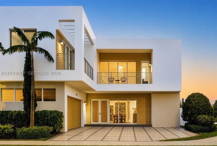 Property Photo:  7472 NW 100th Ave  FL 33178 