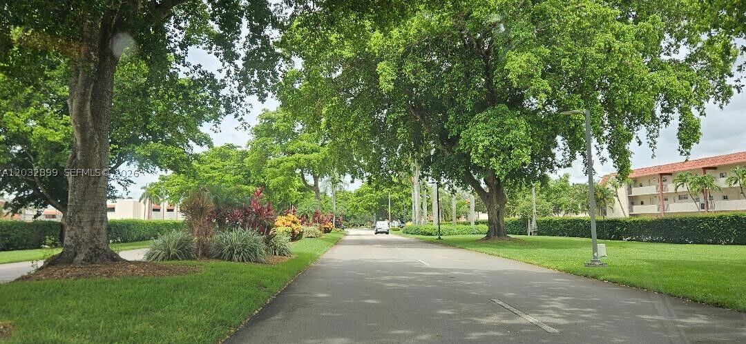 Property Photo: 9823 S Hollybrook Lake Dr 310 FL 33025