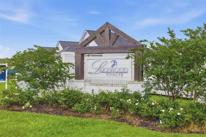 Property Photo: Lakewood Pointe (11) Lane LA 70605
