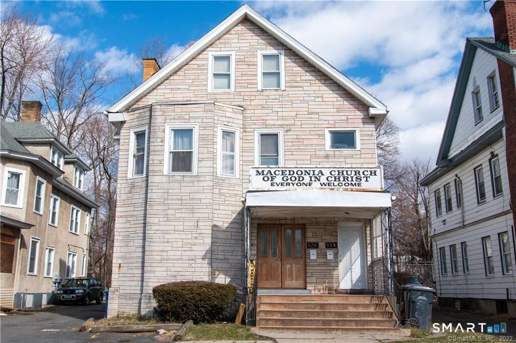 Property Photo:  824 Albany Avenue  CT 06112 
