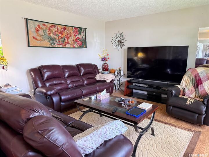 Property Photo: 23 Tufts Crescent SK S0L 2N0
