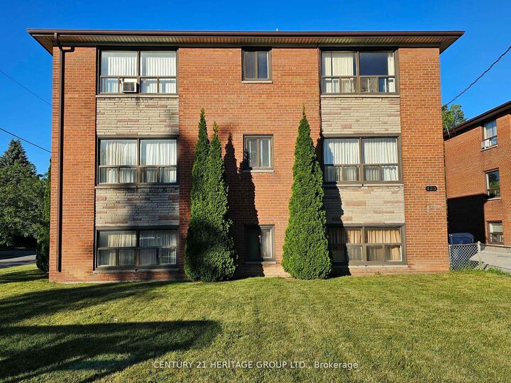 Photo de la propriété:  423 Pharmacy Avenue 5  ON M1L 3G5 