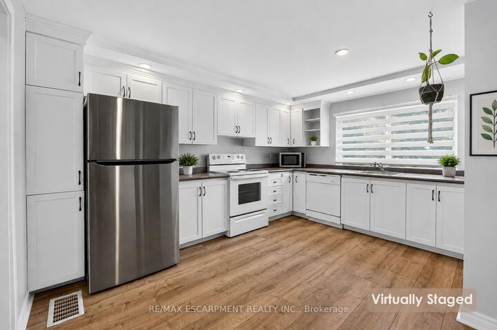 Property Photo: 4956 Beam Street ON L3J 0K2