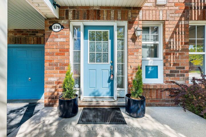 Photo de la propriété:  579 Speyer Circle N  ON L9T 0Y1 