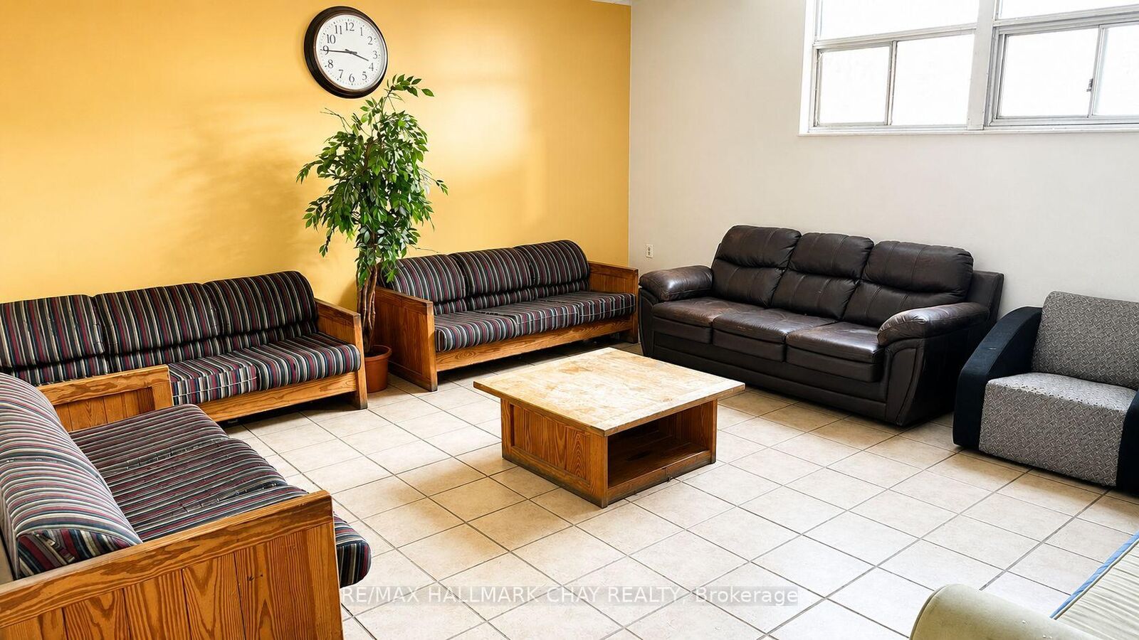 Property Photo: 2645 Kipling Avenue 905 ON M9V 3S6