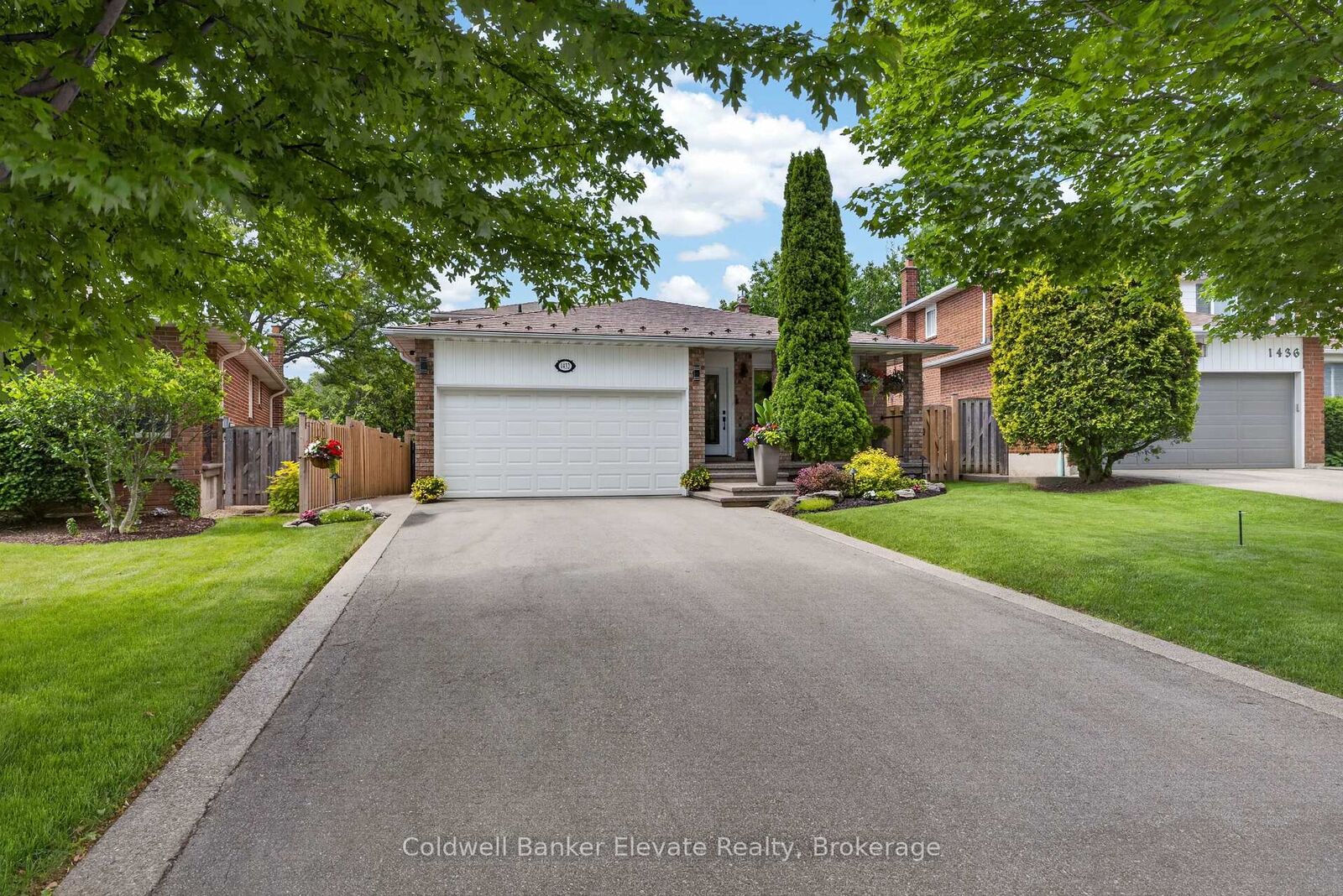 Property Photo: 1432 Livingston Road ON L6H 3G4