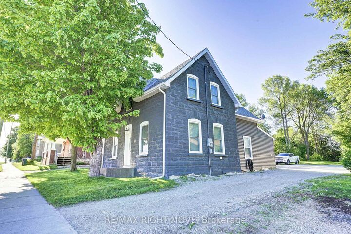209 Atherley Road — photo 1