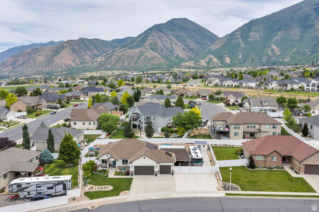 Property Photo: 1049 S 300 E UT 84653