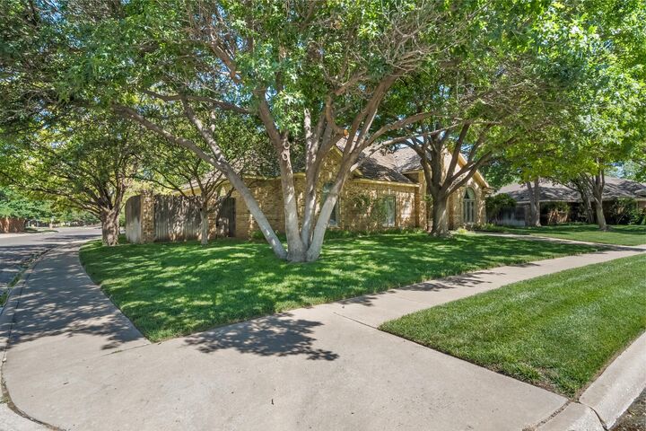 Property Photo: 6710 Stoneham Drive TX 79109-6412