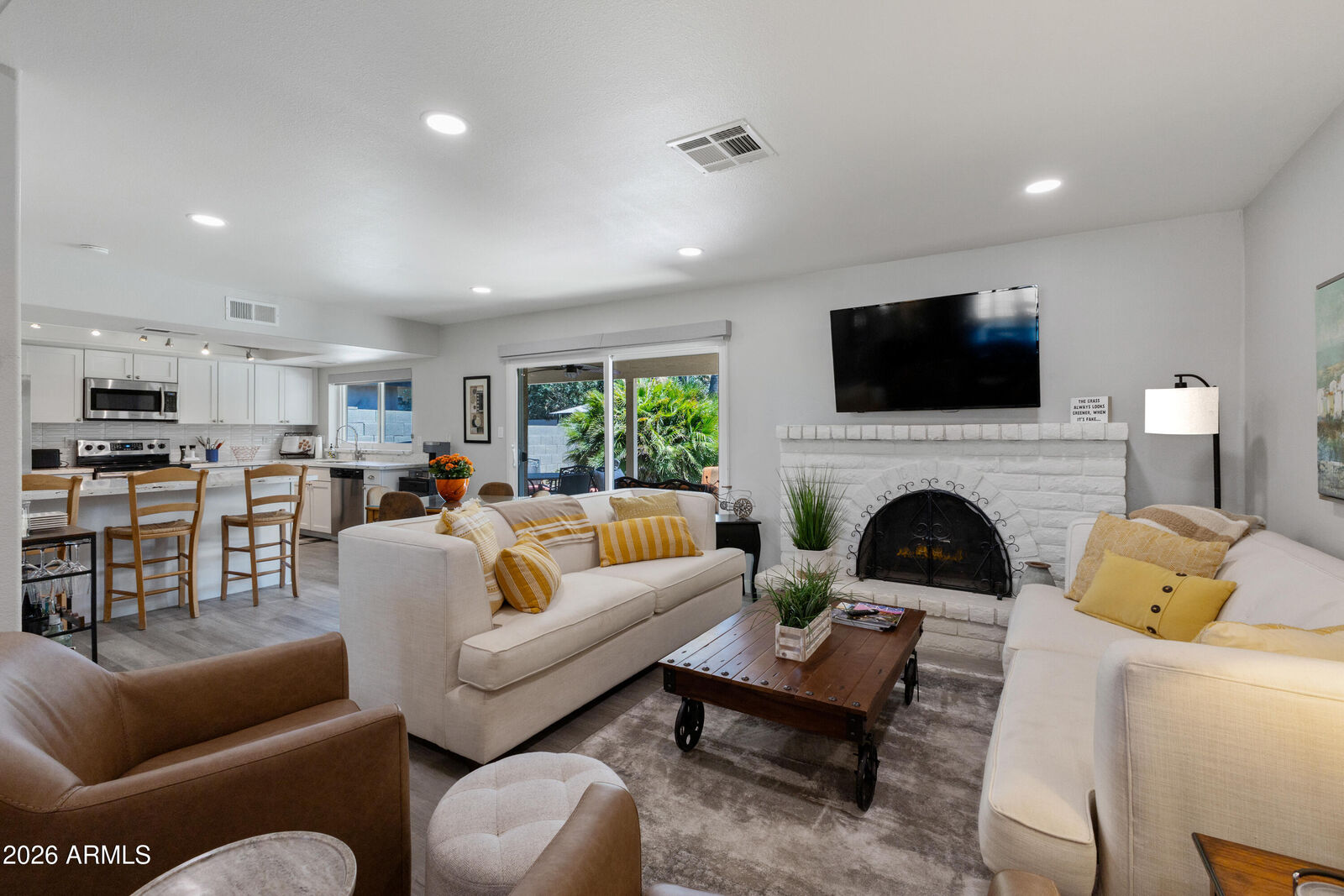 Property Photo:  7917 E Via De Belleza --  AZ 85258 