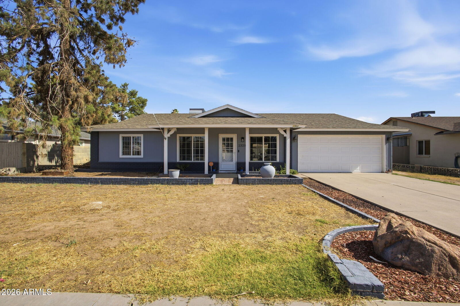 Property Photo:  2329 E Concorda Drive  AZ 85282 