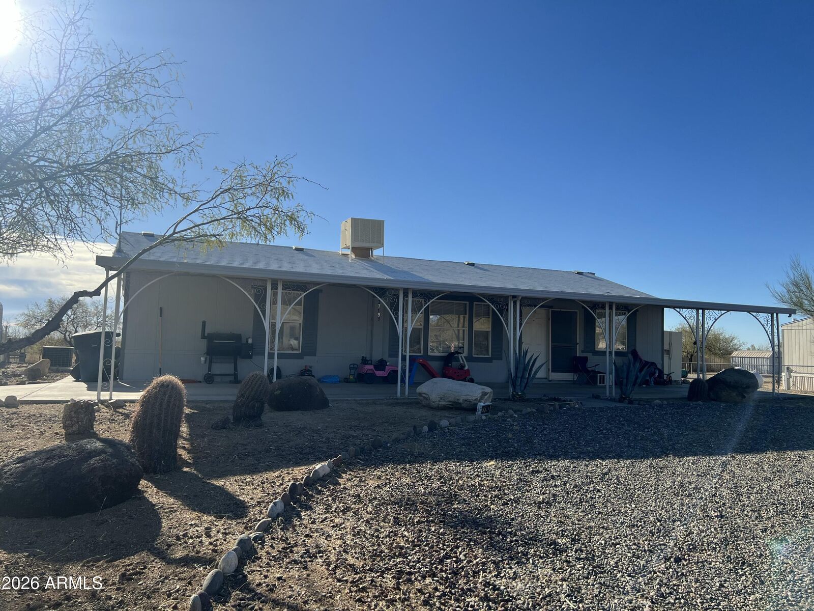 Property Photo:  27193 S Bullard Drive S  AZ 85332 