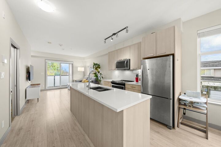 Property Photo: 7001 Royal Oak Avenue 216 BC V5J 0H2