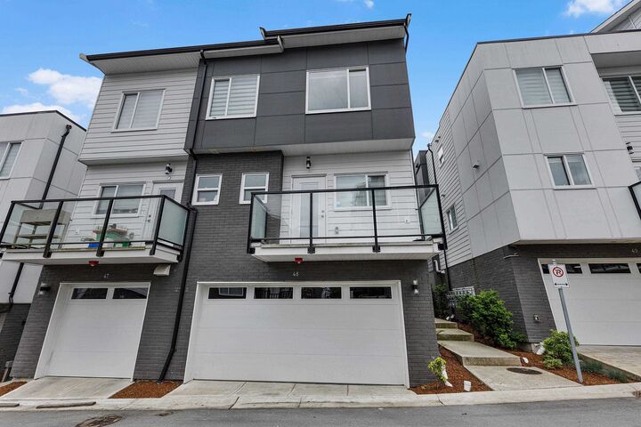 9652 162A Street 48 — photo 1