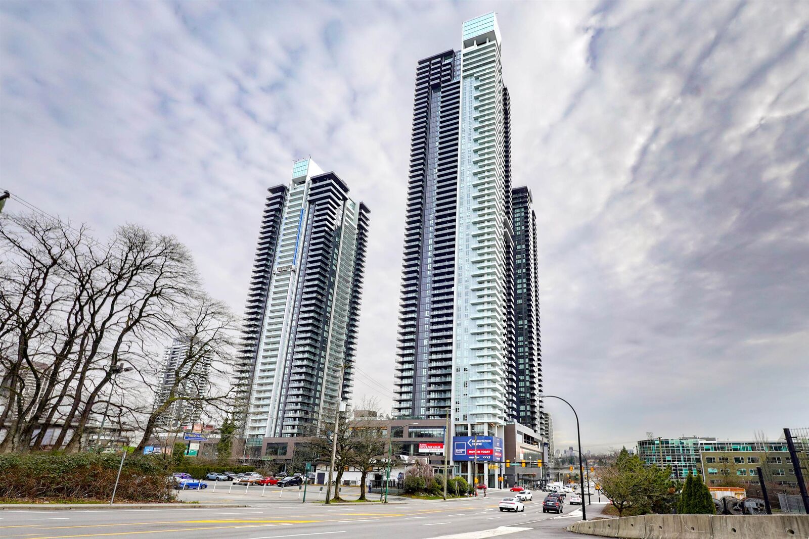 Property Photo: 2108 Gilmore Street 5204 BC V5C 0N8