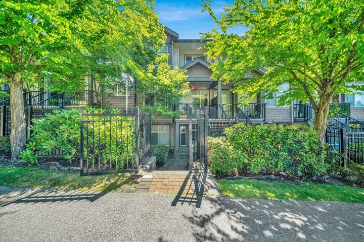 Property Photo: 7333 16th Avenue 207 BC V3N 0A8