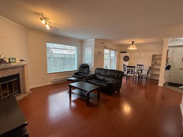 Property Photo: 7171 Blundell Road 5 BC V6Y 1J5