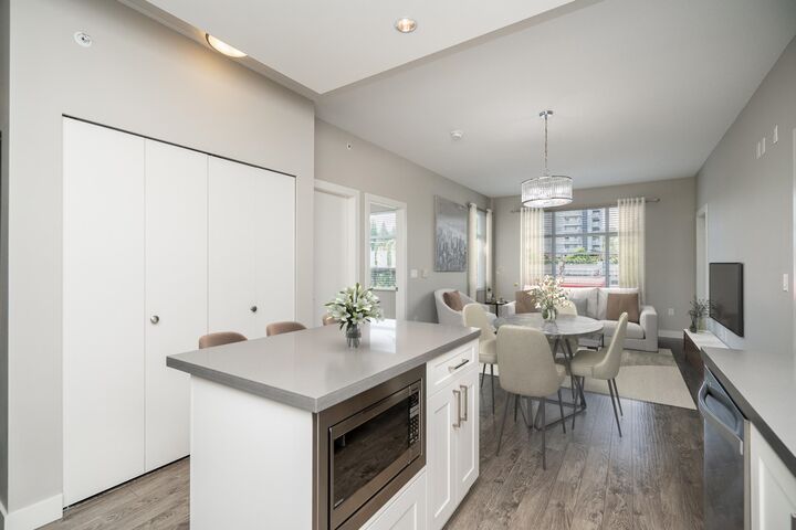 Property Photo: 963 Charland Avenue 2410 BC V3K 0E2