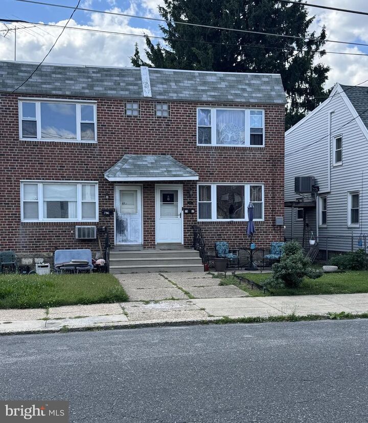 Property Photo:  7962 Summerdale Avenue  PA 19111 