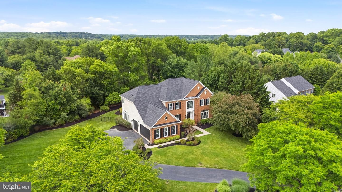 Property Photo: 9313 Harrisons Farm Way MD 20882