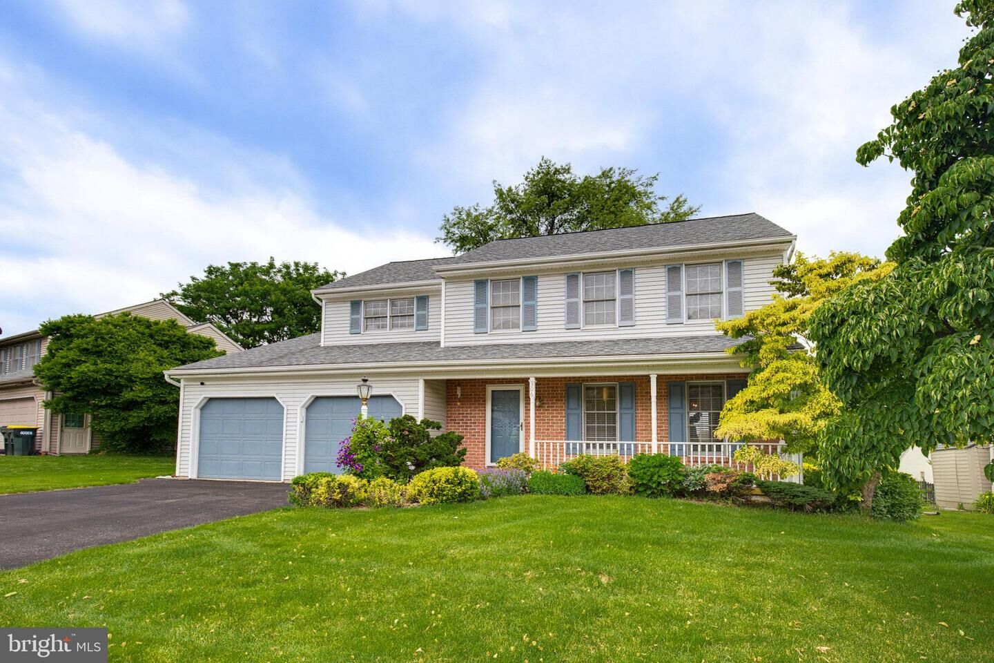 Property Photo: 306 Laurel Oak Ln PA 17602