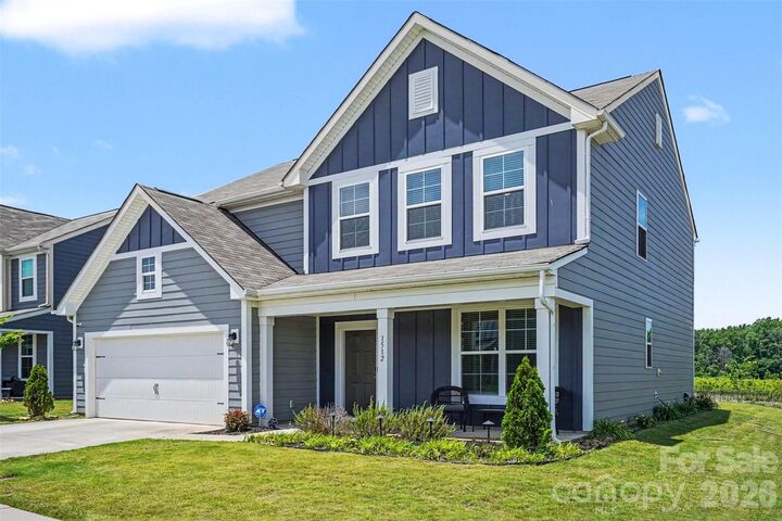 Property Photo:  1512 Felthorpe Way  NC 28079 