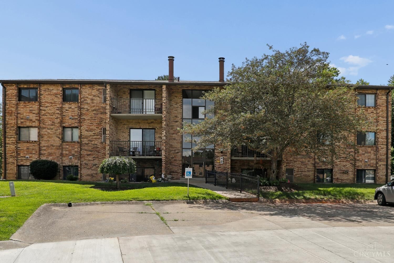 Property Photo:  539 Davis Road  OH 45255 