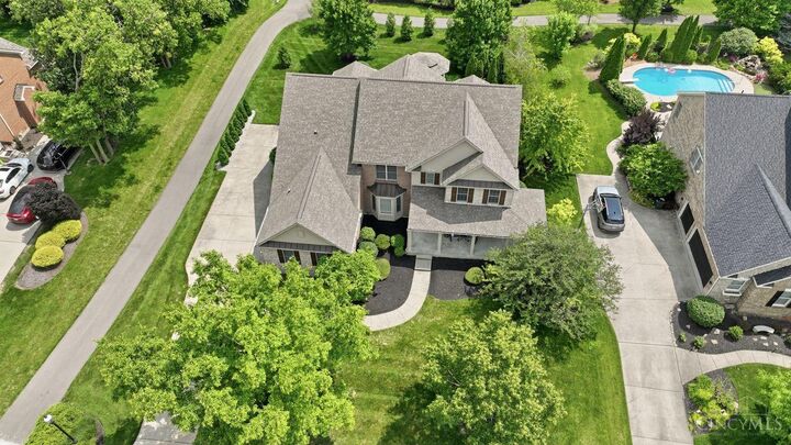 Property Photo: 6547 Shady Oak Lane OH 45040